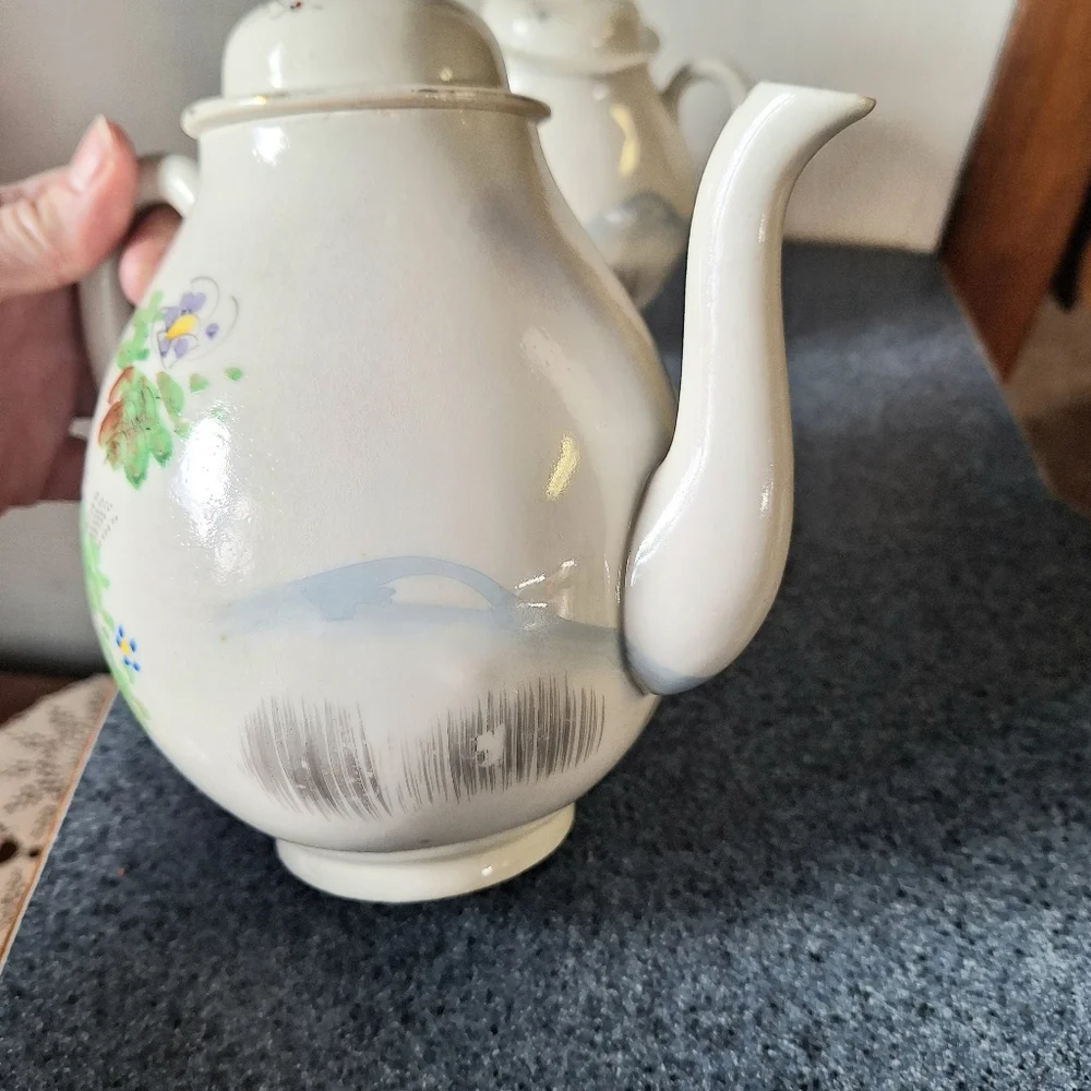 Vintage Japanese Kutani Ware Porcelain Red-Crowned Crane Tea Pot & Sugar Bowl